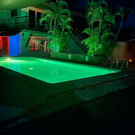 Parrot Resort Moalboal Zewnętrze zdjęcie